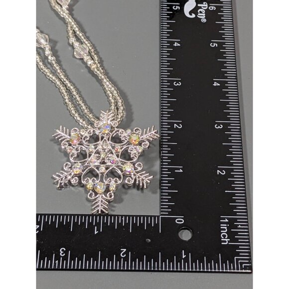 Winter Snowflake Pendant AB Rhinestone Glass and Acrylic Bead Necklace 19 in - Picture 10 of 10